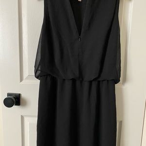 BANANA REPUBLIC BLACK SHORT DRESS